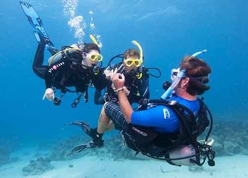 Learning to scuba dive in Malta